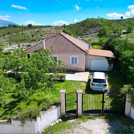 Vila Eli Βίλα *