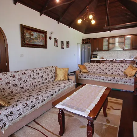 Βίλα Vila Eli *